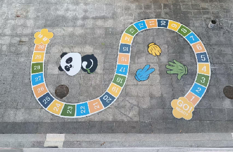 丹巴地面游戏彩绘